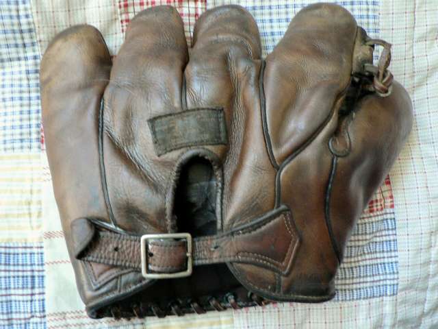 Hugh Critz DM G97X Back